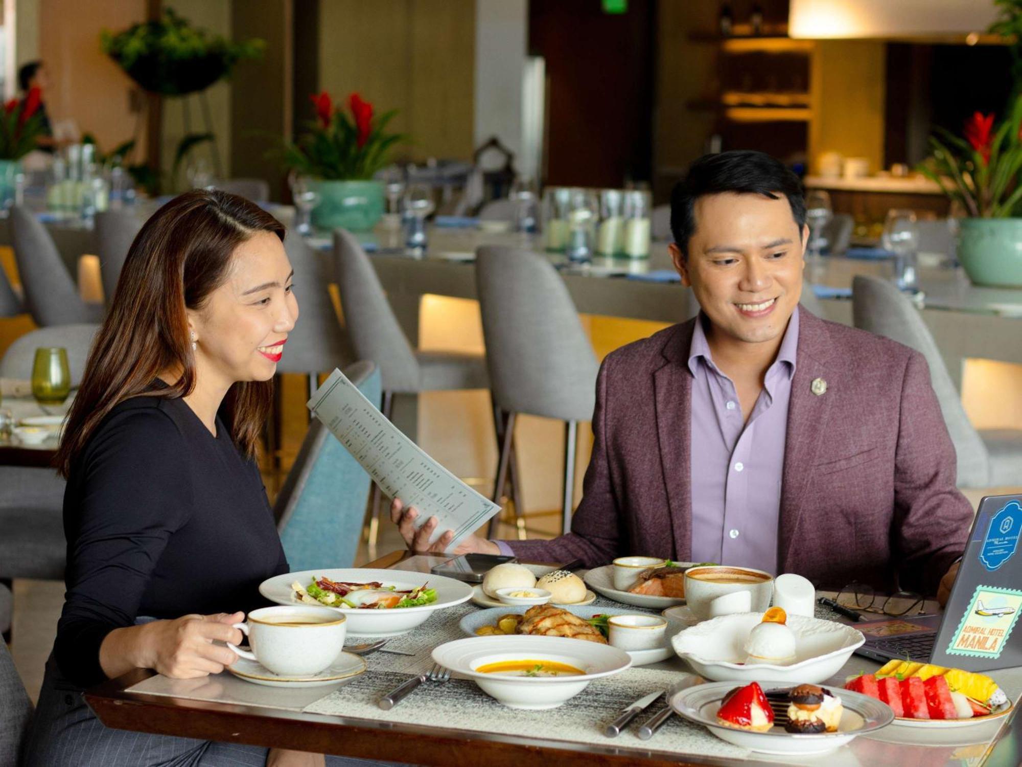 Admiral Hotel Manila - Mgallery Collection Bagian luar foto